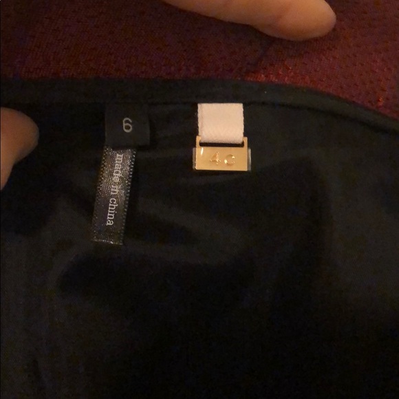 NWOT 4.Collective Lulu Jacquard Skirt in red - Picture 5 of 6